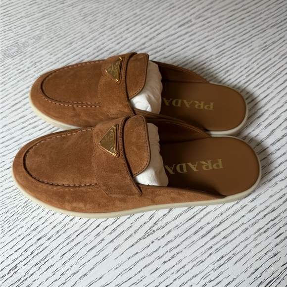 NWT PRADA Saint Tropez Suede Mules 35.5 - Picture 2 of 8